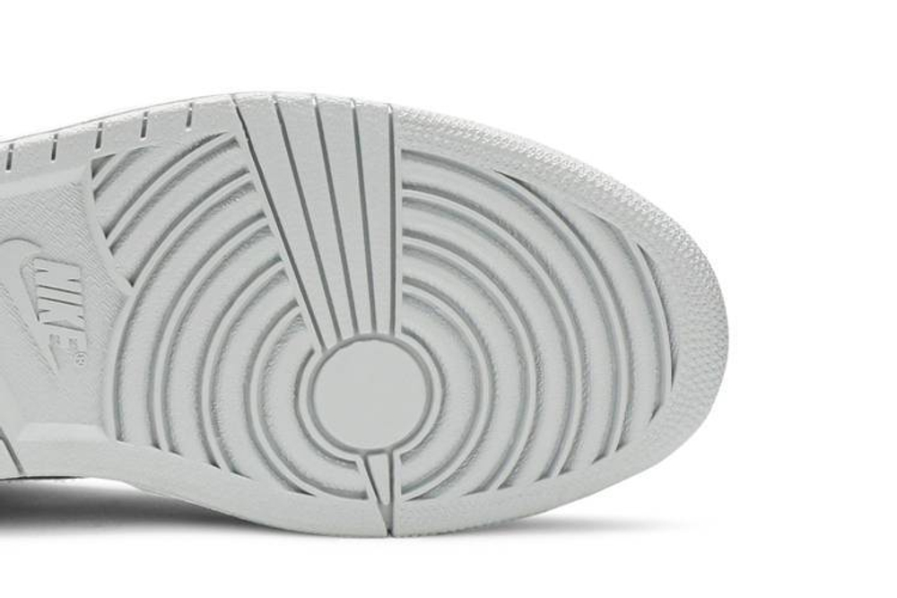 Кроссовки Jordan Air Jordan 1 Retro Silver Anniversary