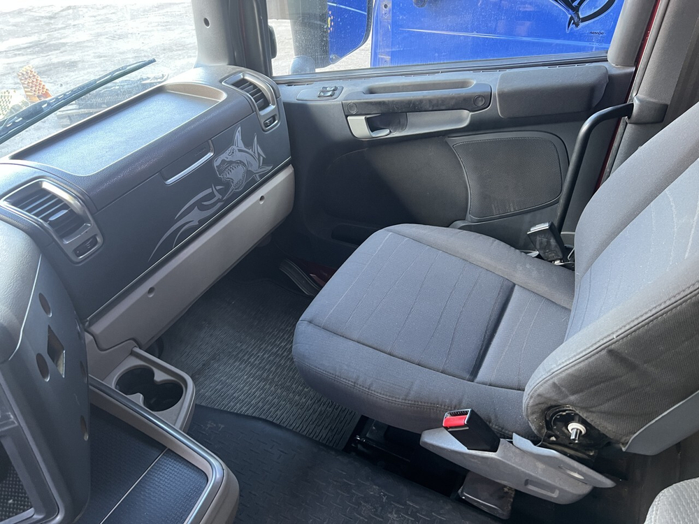 Кабина в сборе R440 1-ой комплектации