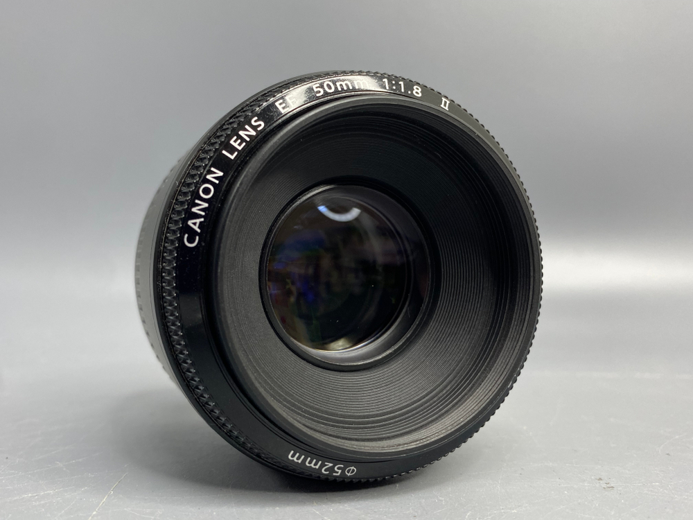 Canon EF 50mm f/1.8 II