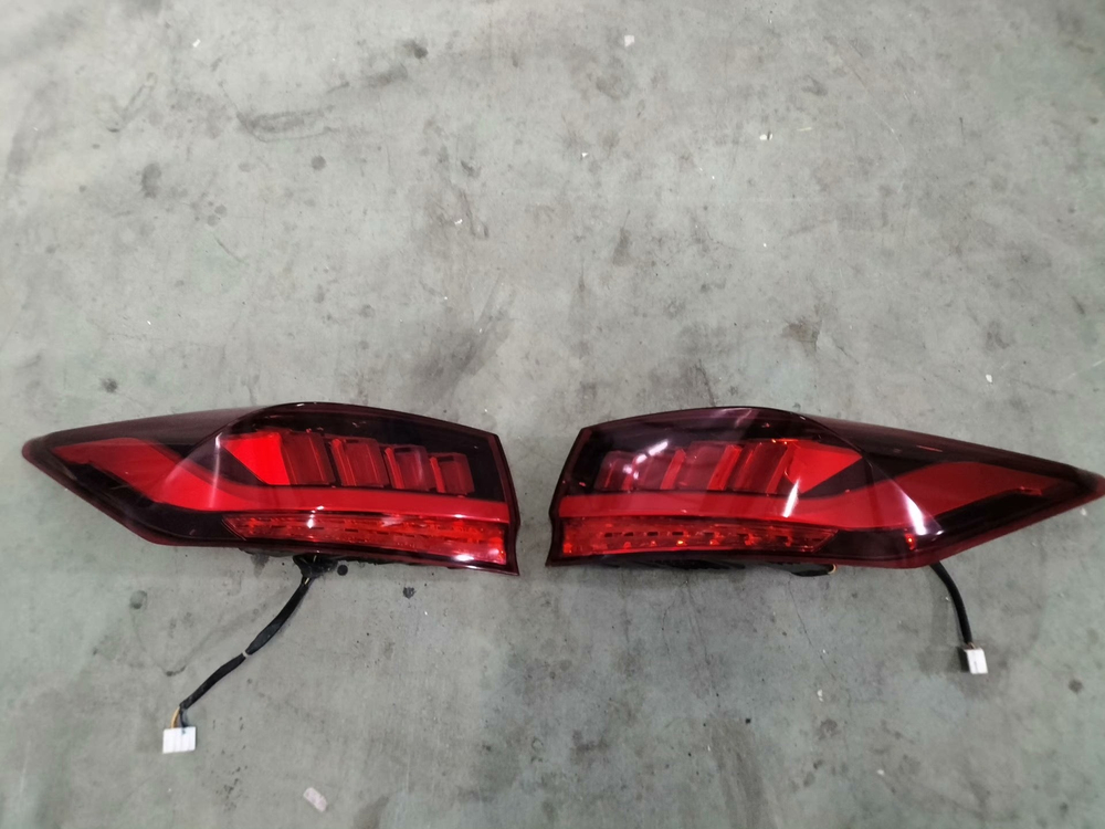 Задний внешний фонарь BAIC BJEV EU7