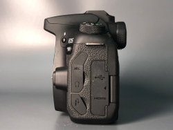 Canon 90D, 2000 кадров пробега