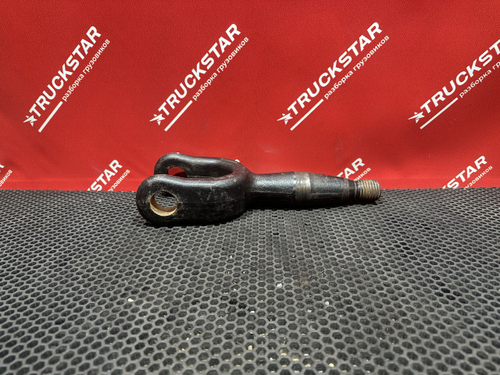 Крюк буксировочный