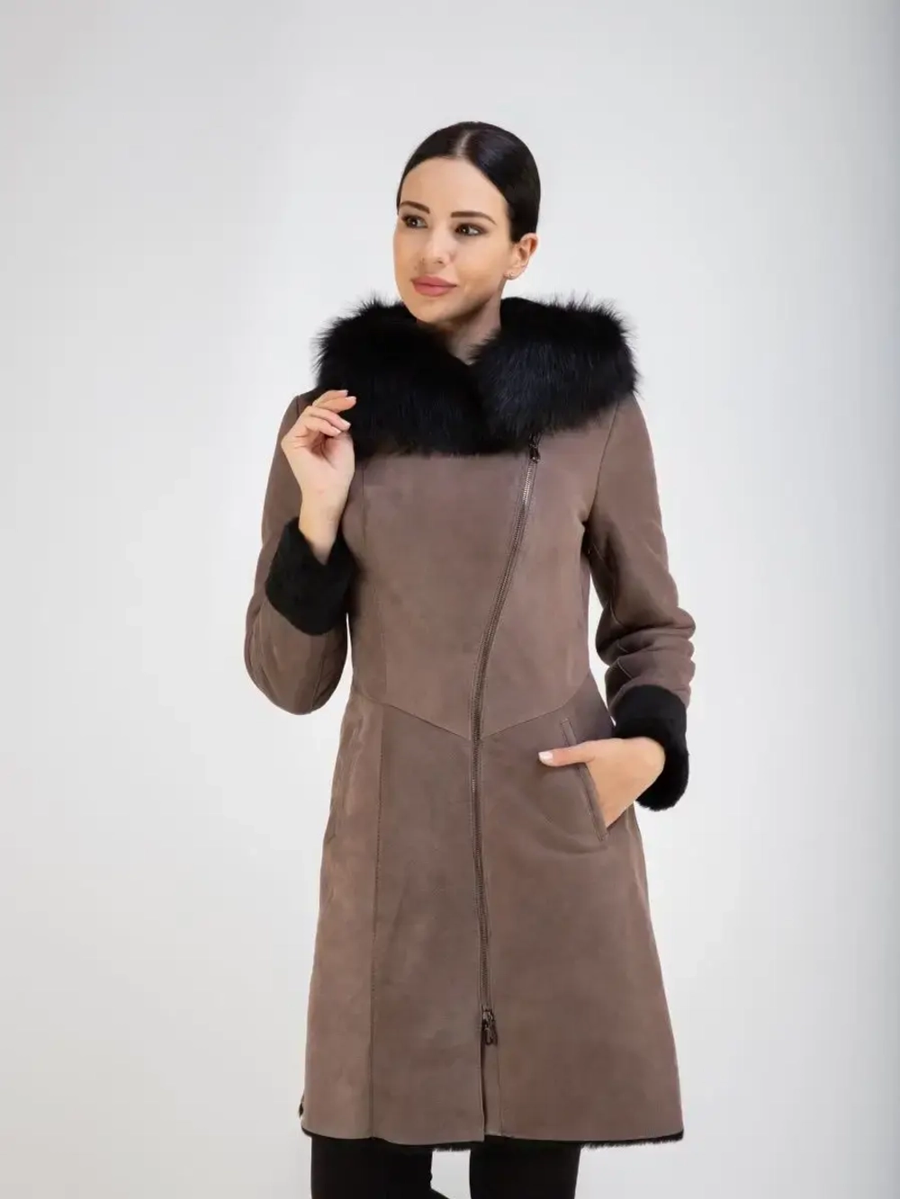 Дубленка женская натуральная длинная с капюшоном Турция