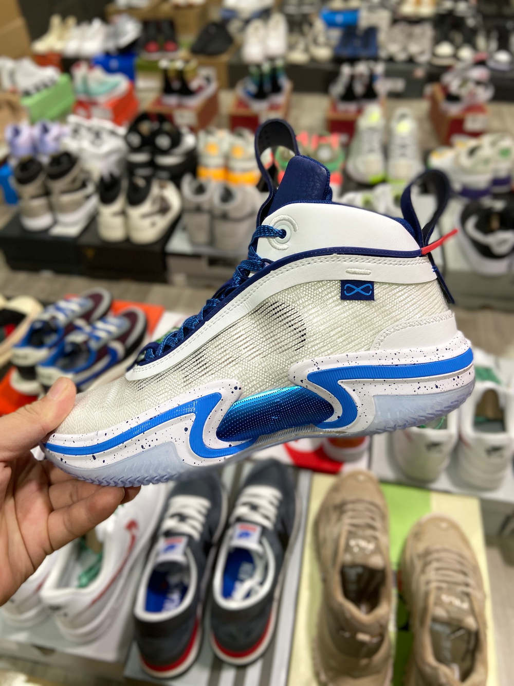 Купить баскетбольные кроссовки Nike Air Jordan 36