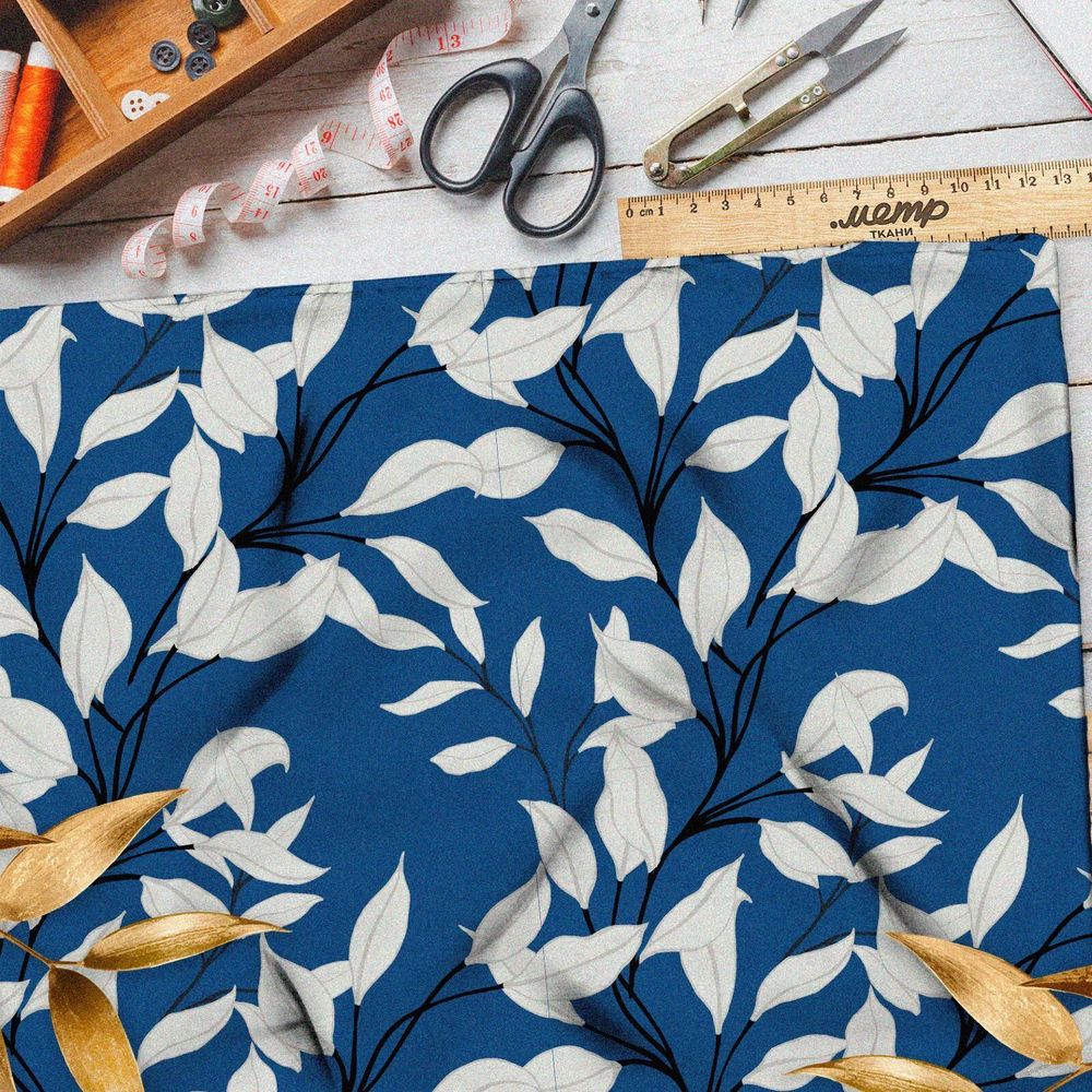 Ткань атлас белые листья изящные