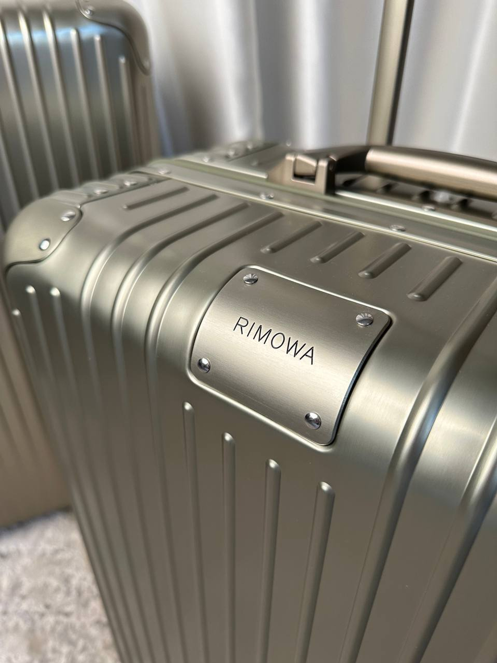 Чемодан Rimowa L