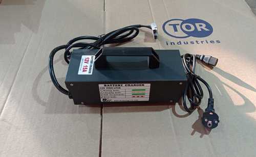 Зарядное устройство для штабелёров DYC/PEMS 12 В/15 А (Charger)