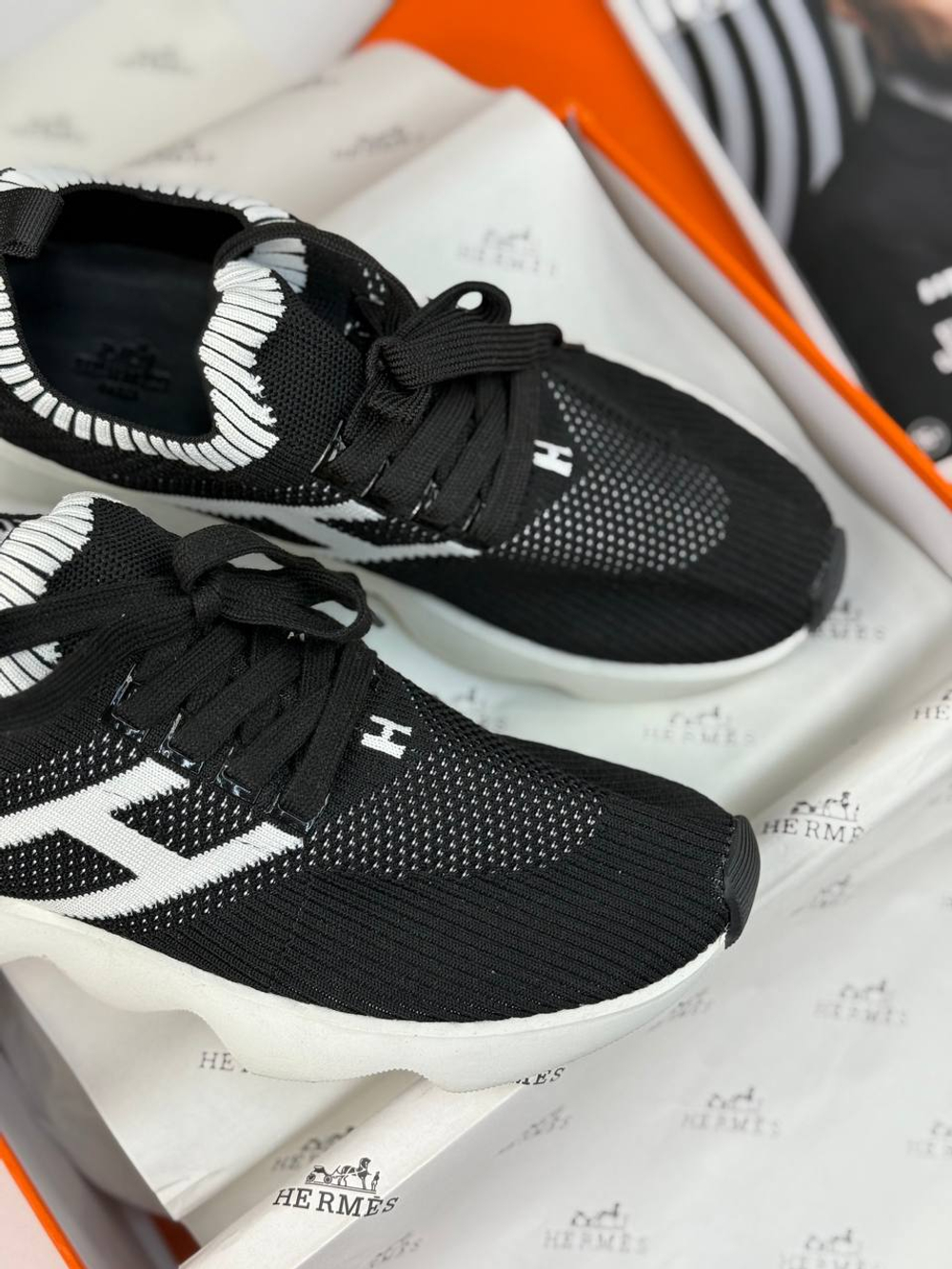 Кроссовки Hermes