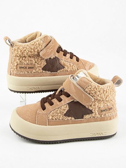 Кроссовки утепленные