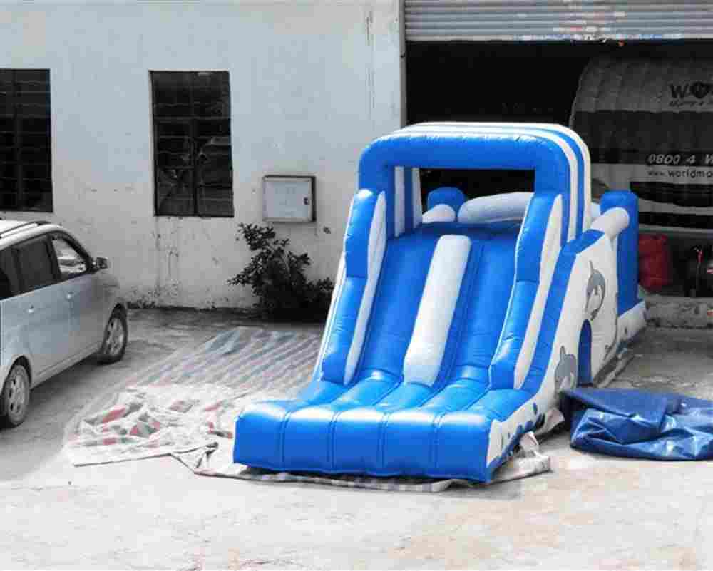 Надувная водная горка «Дельфинчик», 14×3×4 м