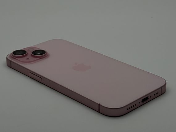 iPhone 15 128Gb Pink