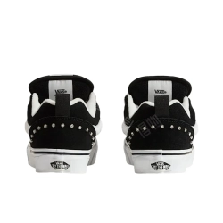 Кеды Vans Knu Skool 'Studs' VN000D75Y28