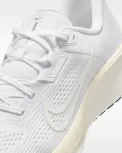 Кроссовки женские NIKE WMNS NIKE QUEST 6