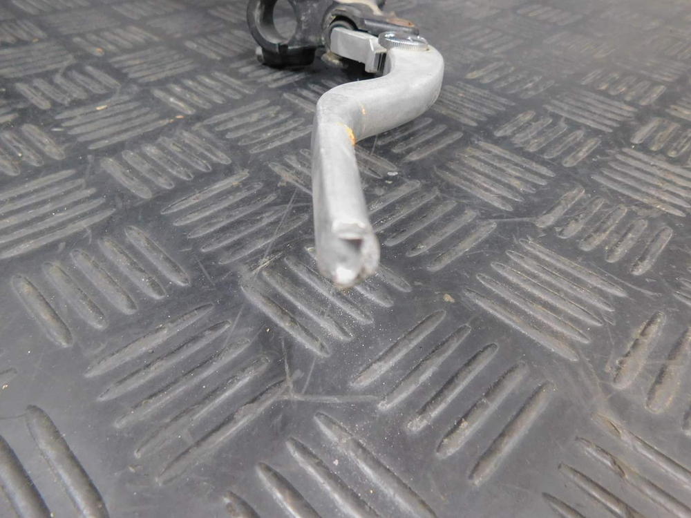 Цилиндр переднего тормоза Kawasaki ZZR 400 98 (не сток) 053029