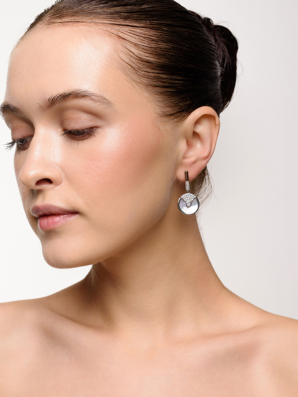 Серьги "Shiny Discs White"