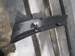 Накладка переднего бампера правая Peugeot 3008 1 09-13 Б/У Оригинал 9685098077