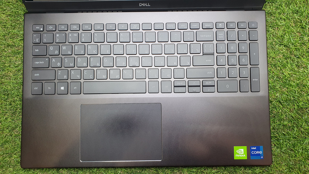 Ноутбук DELL i7-11/16Gb/MX330 2Gb/FHD/Vostro 3500 3500-6190/Windows 10