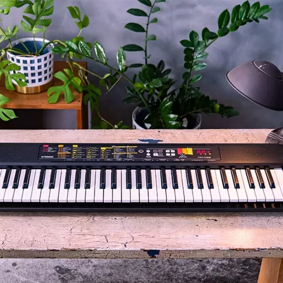 Yamaha PSR-F52 Black
