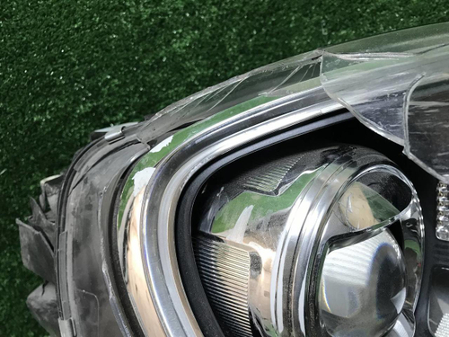 Битая Фара правая Mini Countryman F60 (16-20) LED