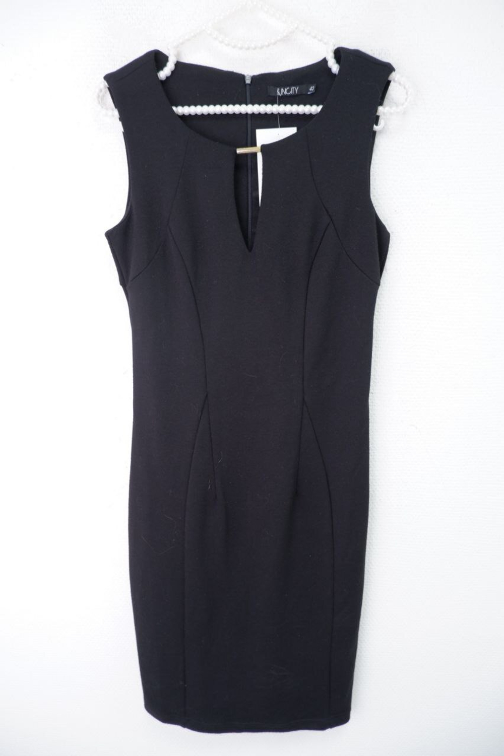 Платье Incity строгое 42 размер