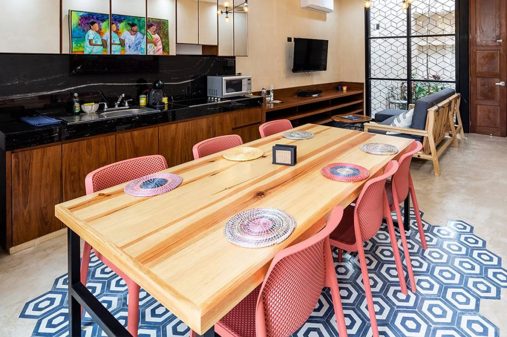 Стул пластиковый Nardi Bit, коралловый