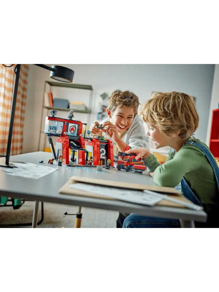 Конструктор City 60414 Пожарная часть с машиной