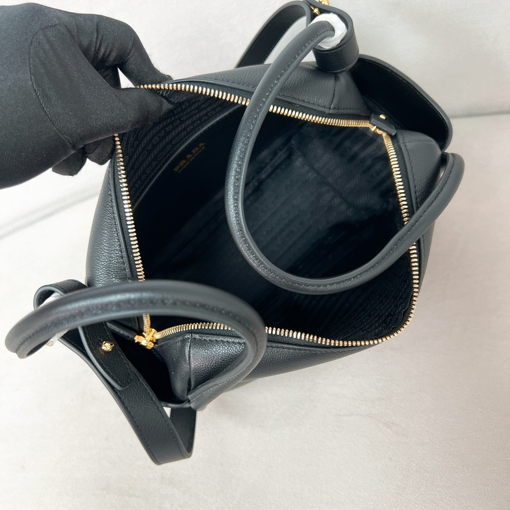 Prada Darling Bag 25 cm