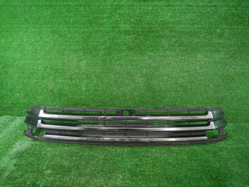 Решетка переднего бампера Toyota Highlander 3 U50 (2016-2019)