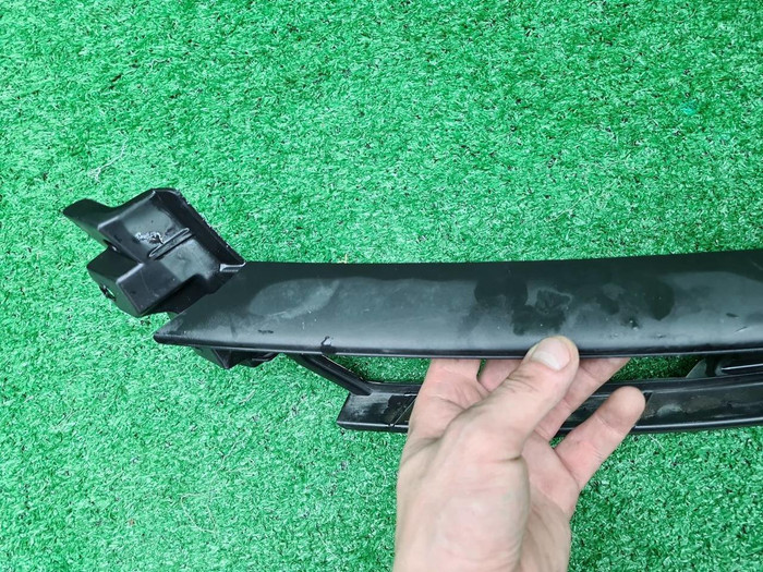 Решетка перед. бампера Porsche Panamera 971 20-24