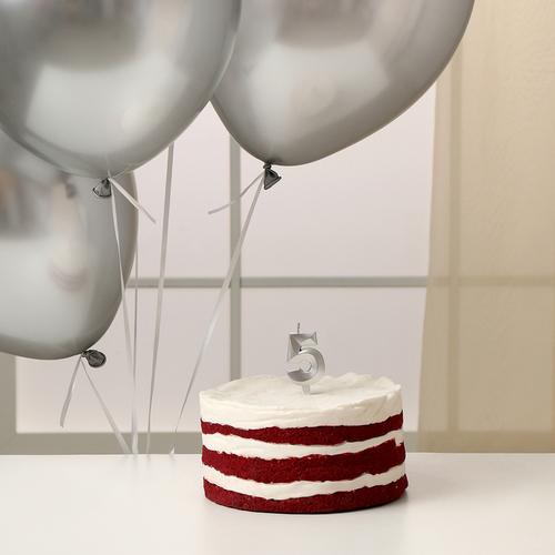 Свеча для торта цифра серебряная 5 + воздушные шары, 5шт