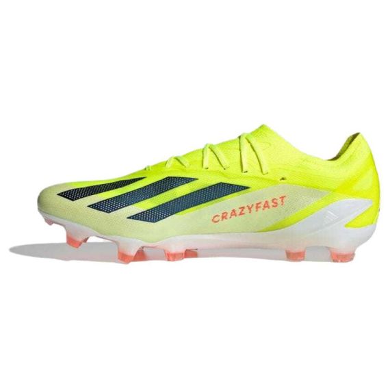 Adidas X CRAZYFAST - модные кроссовки для женщин
