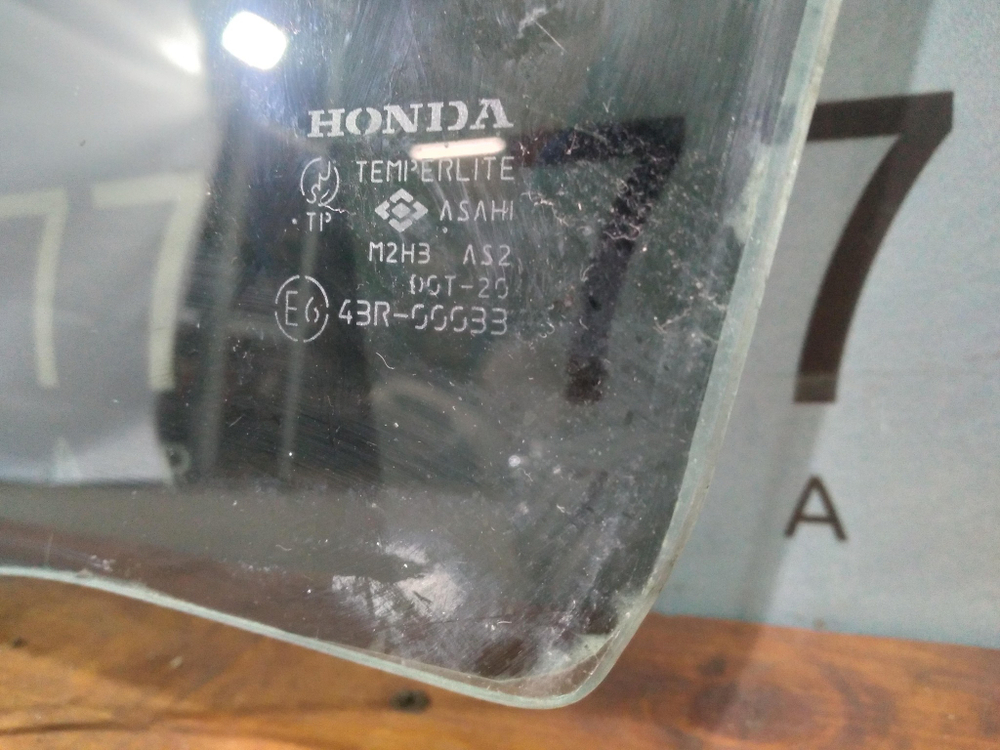 Стекло двери передней левой Honda HR-V (GH) 99-06 Б/У Оригинал 73350S4N000