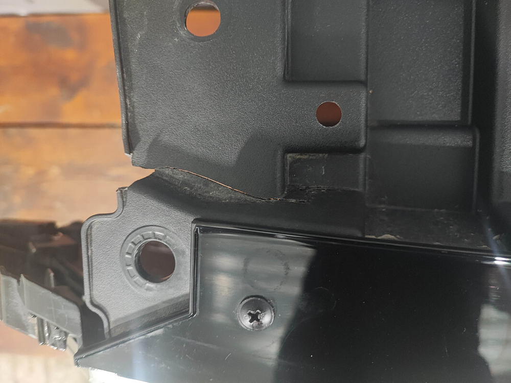 Решетка радиатора Chery Tiggo 8 Pro 21-нв Б/У Оригинал 602001506AA