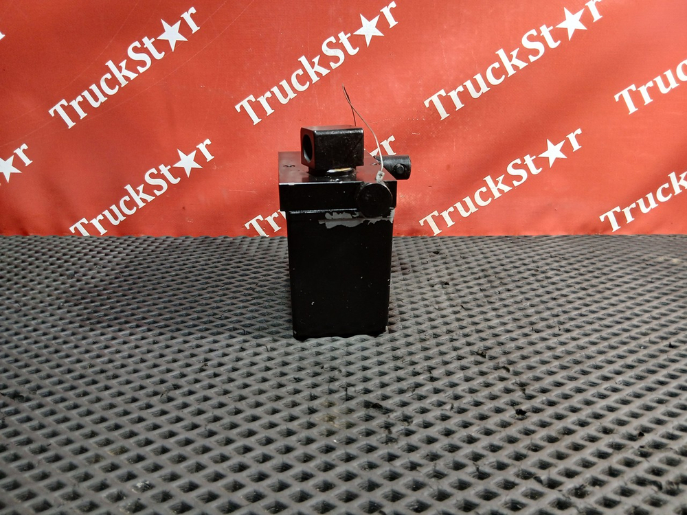 Насос подъёма кабины 2023г.