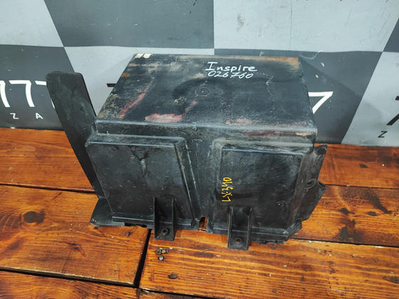 Крепление аккумулятора Honda Inspire 3 98-03 Б/У Оригинал 31521S0KA100