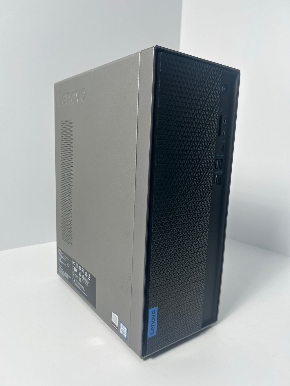 Системный блок игровой Lenovo IdeaCentre T540-15ICB (90L10062RS)/Intel Core i5 9400F/RAM 8GB/HDD 1000GB/GeForce GTX 1660 Ti/Windows 11/Цвет: Серый Состояние: C2