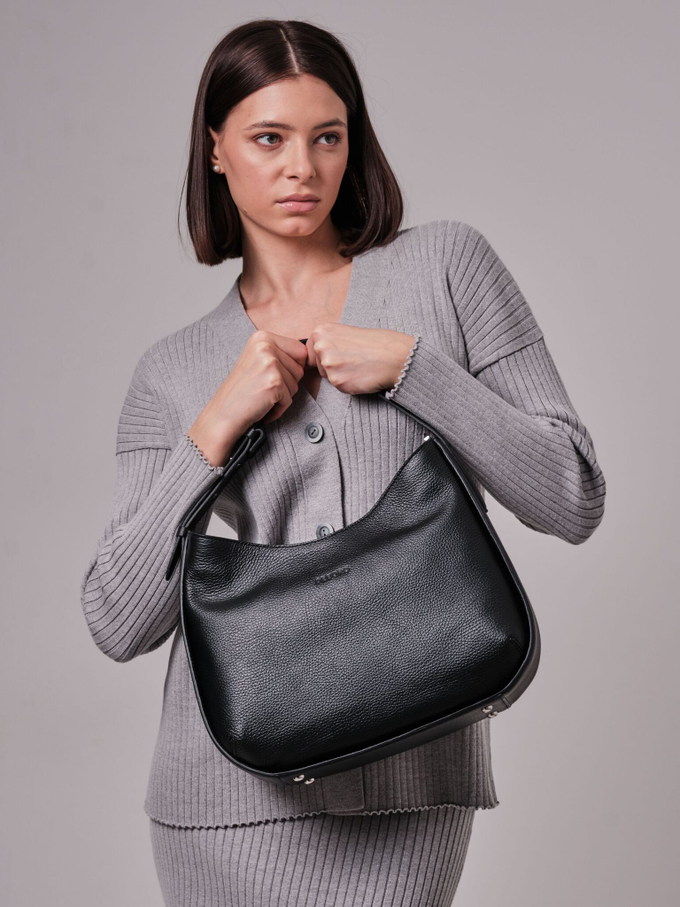 Сумка кожаная черная