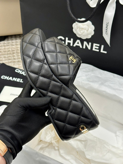 Chanel Slides