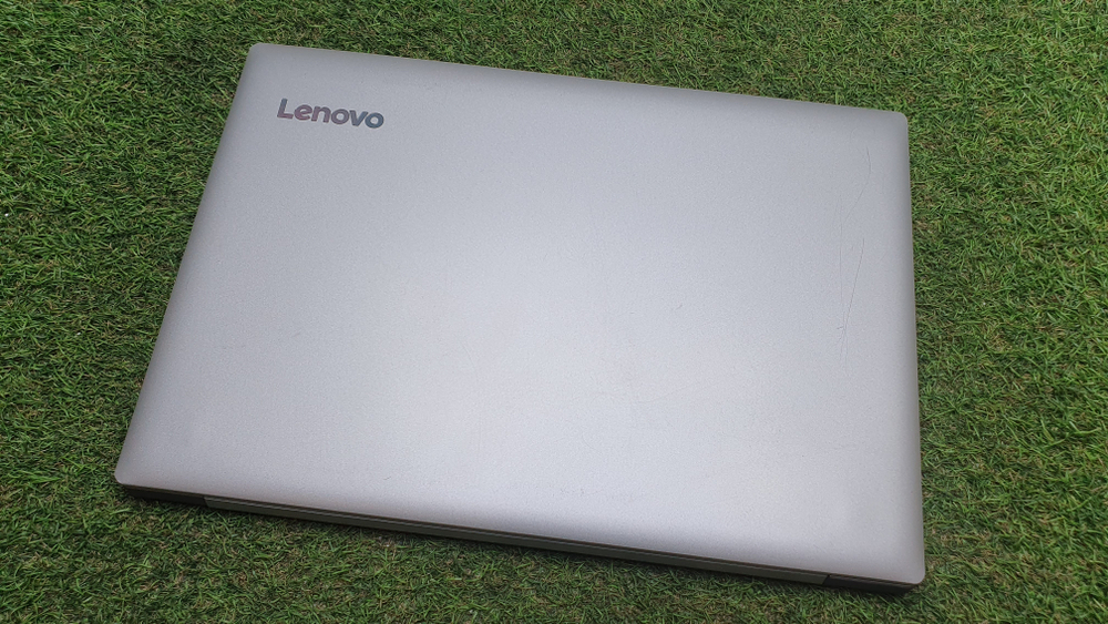 Ноутбук Lenovo i3-7/8Gb/FHD/IdeaPad 330-15IKB 81de02q8ru/Windows 10