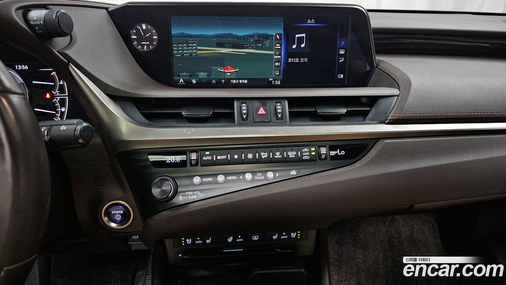Lexus ES300h 7 Generation Luxury Plus (05.2020)