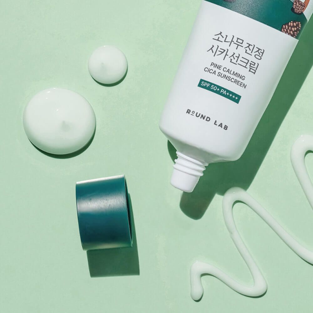 Солнцезащитный крем для проблемной кожи Round Lab Pine Calming Cica Sunscreen SPF50+ PA++++ 40 мл