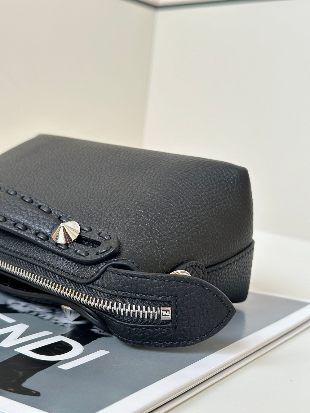 Fendi By The Way Selleria Mini 20 cm