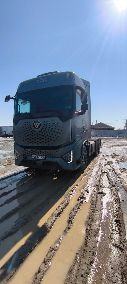 Foton AUMAN Galaxy 6x4 Седельный тягач BJ4259Y6DHL-12 (Дизельный, 12,9 л, 578 л.с., АТ)