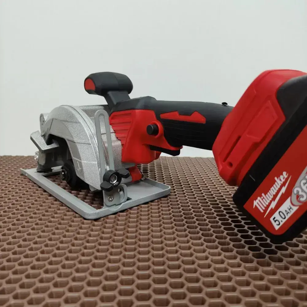 Набор аккумуляторного инструмента Milwaukee 6в1