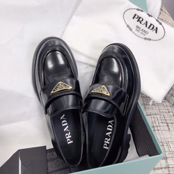 Ботинки Prada