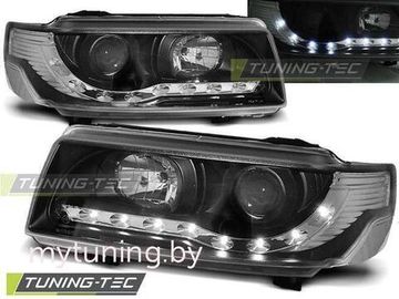 Передние фары VW Passat B4 daylight black