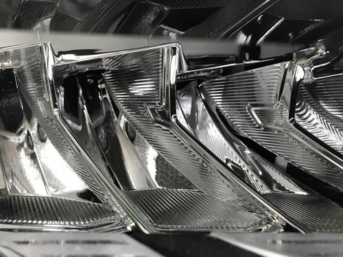 Битая Фара правая Geely Coolray (2023-н.в.) LED