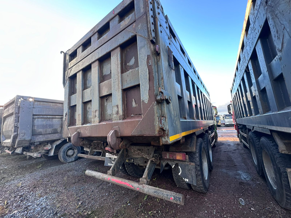 Shacman (Shaanxi) SX* 8x4 Самосвал SX33186W366C (Дизельный, 10,8 л, 441 л.с., МТ)