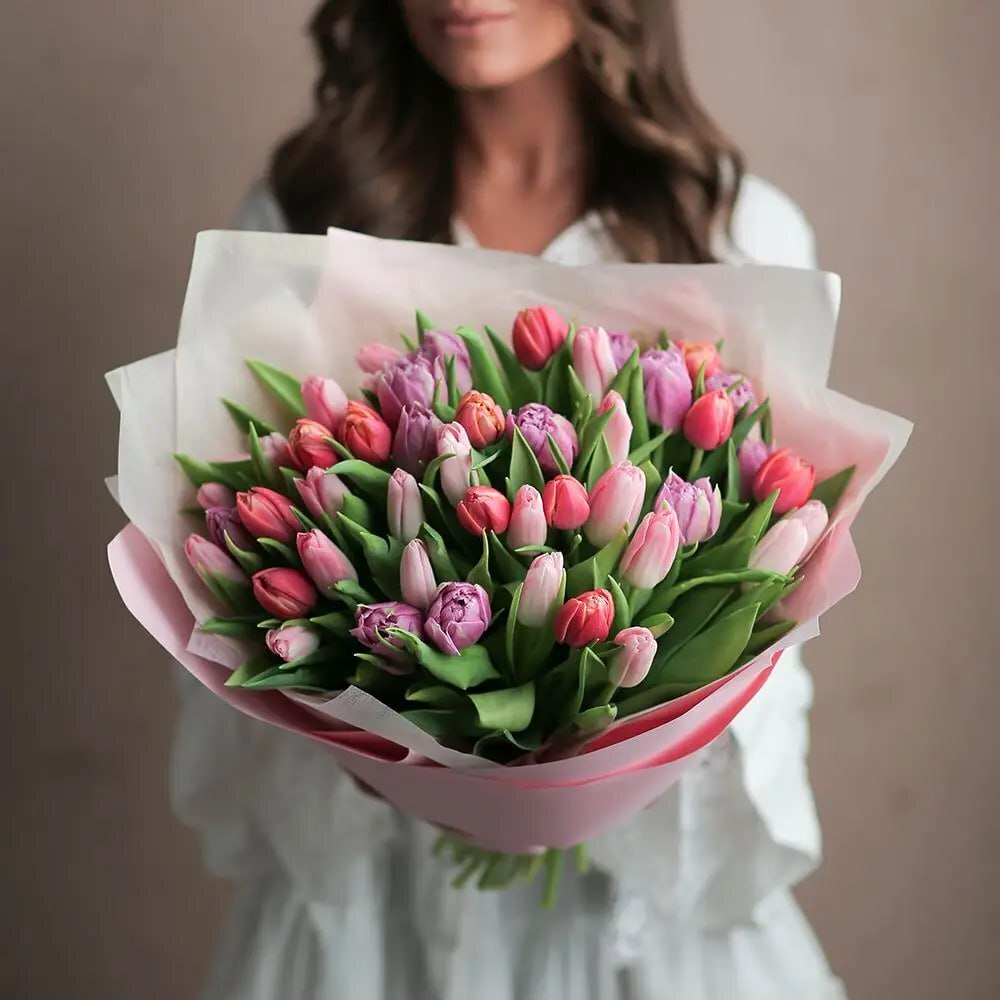 Букет 51 тюльпан MIX нежное прикосновение