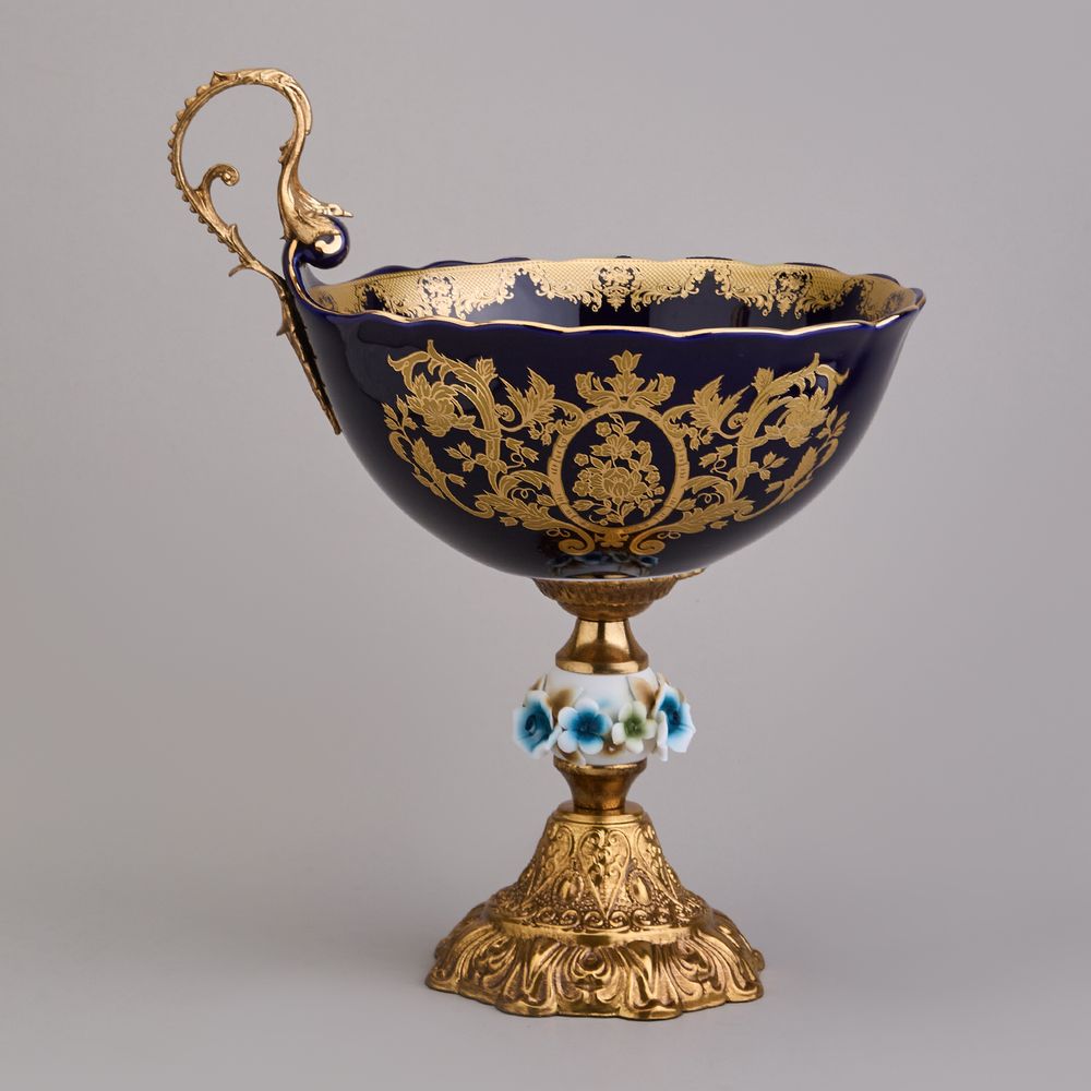 ФРУКТОВНИЦА НА НОЖКЕ 27*23,5*34 СМ